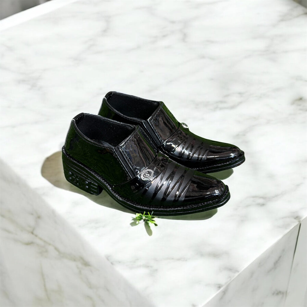 0         IMPORTED SHOES